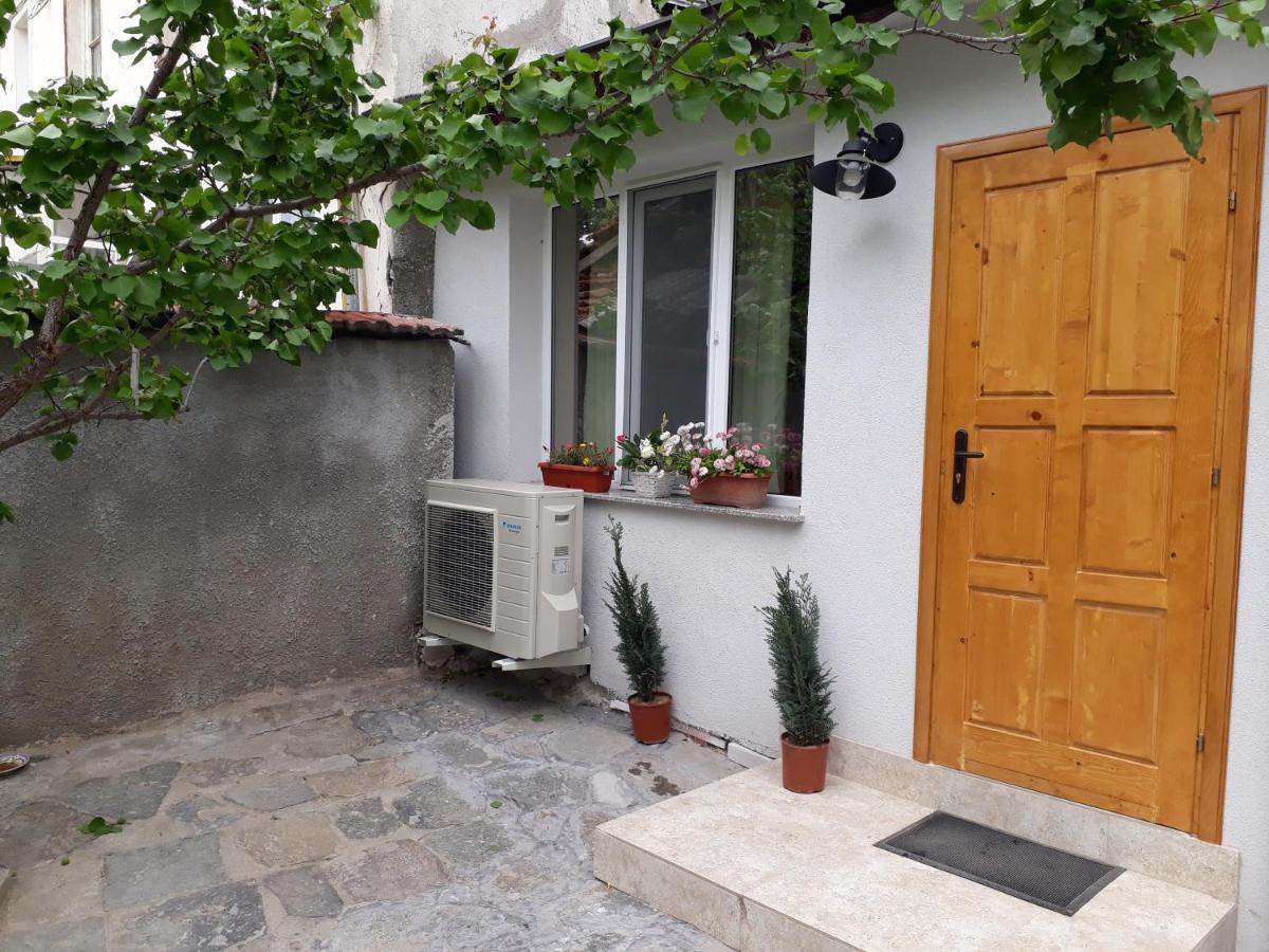 Guest House Sahat Hill Plovdiv Bagian luar foto